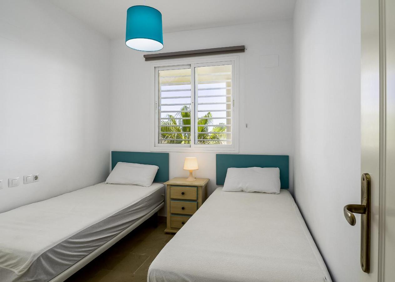 5006-Apt 2 Bedrooms With Sea View Manilva Bagian luar foto
