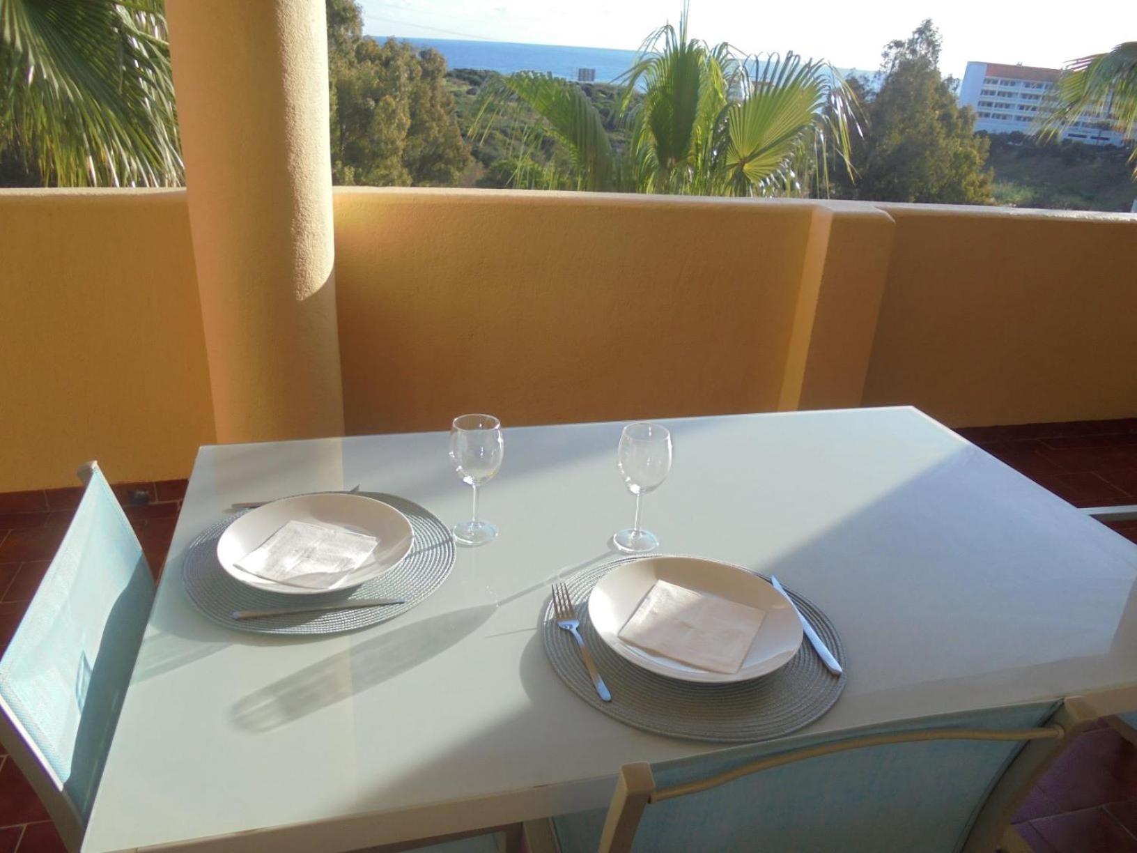 5006-Apt 2 Bedrooms With Sea View Manilva Bagian luar foto